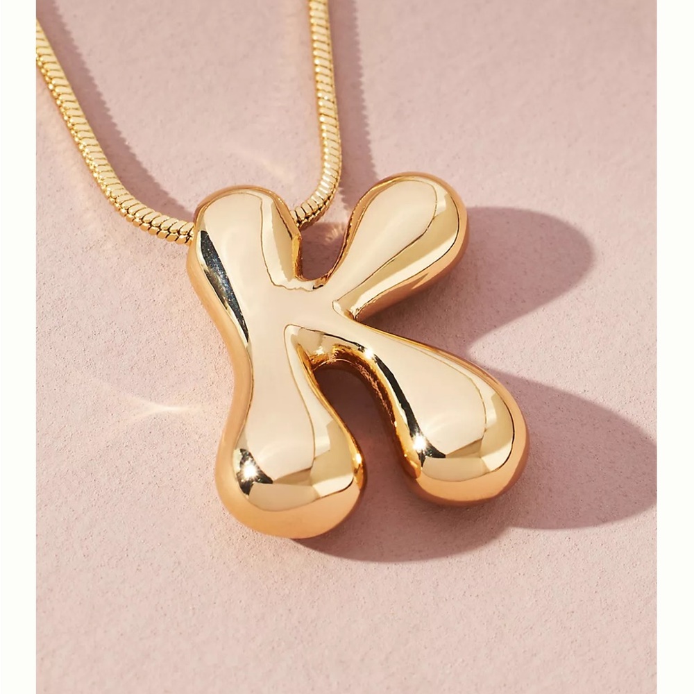 Brand new bubble monogram K necklace in gold